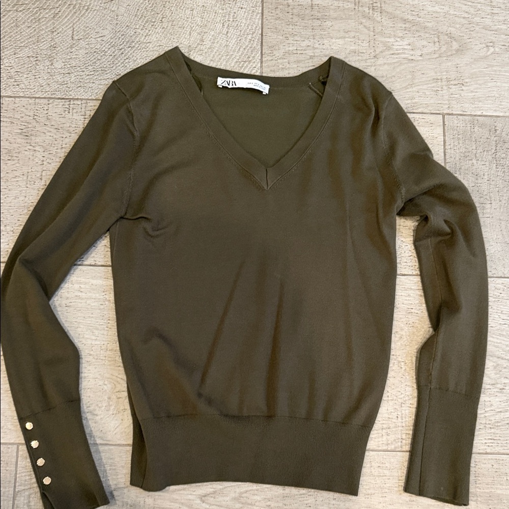 Zara Olive Green V-Neck Button Cuff Sweater